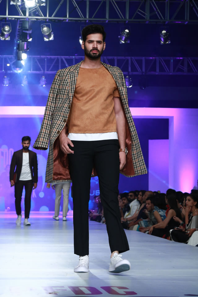 REPUBLIC BY OMAR FAROOQ AT COLLECTION PFDC Sunsilk Fashion Week