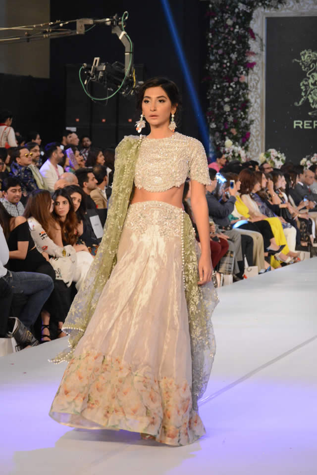2015 Omar Farooq Dresses Pics