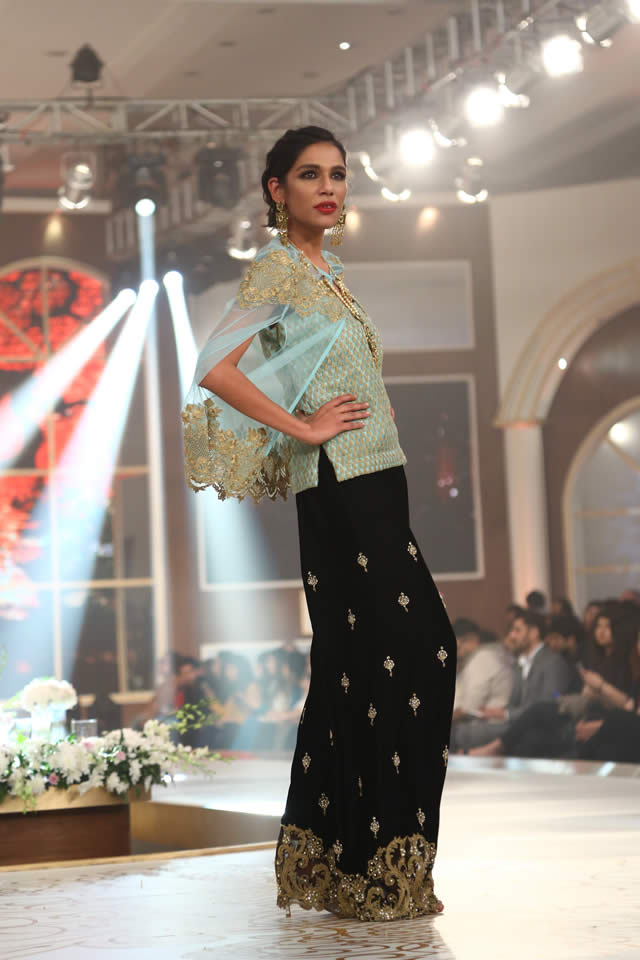 Saira Rizwan Dresses Bridal Couture Week 2015 Images