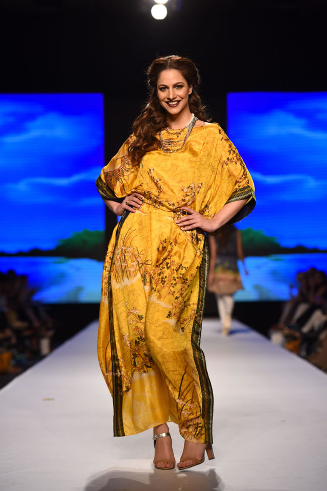 2015  SANIA MASKATIYA FOR ALKARAM Collection
