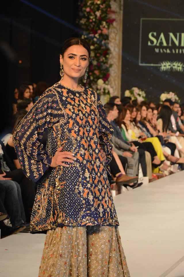 PFDC LOreal Paris Bridal Week 2015 Sania Maskatiya Formal Dresses Pics