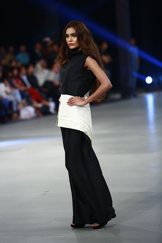 Sania Maskatiya Collection PFDC Sunsilk Fashion Week 2016 Pics