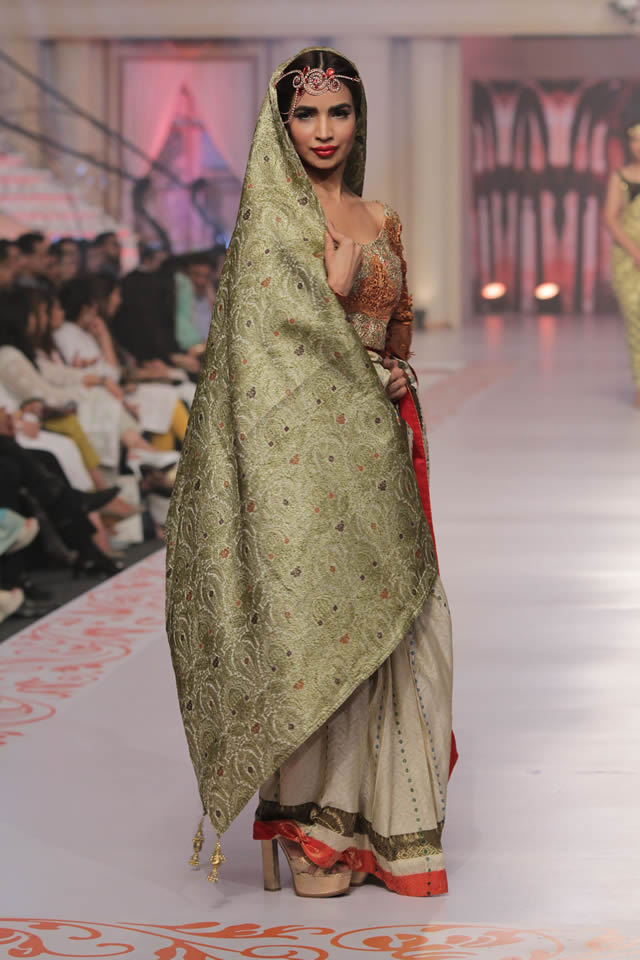 Telenor bridal couture week 2015 Sarah Gandapur wedding Dresses