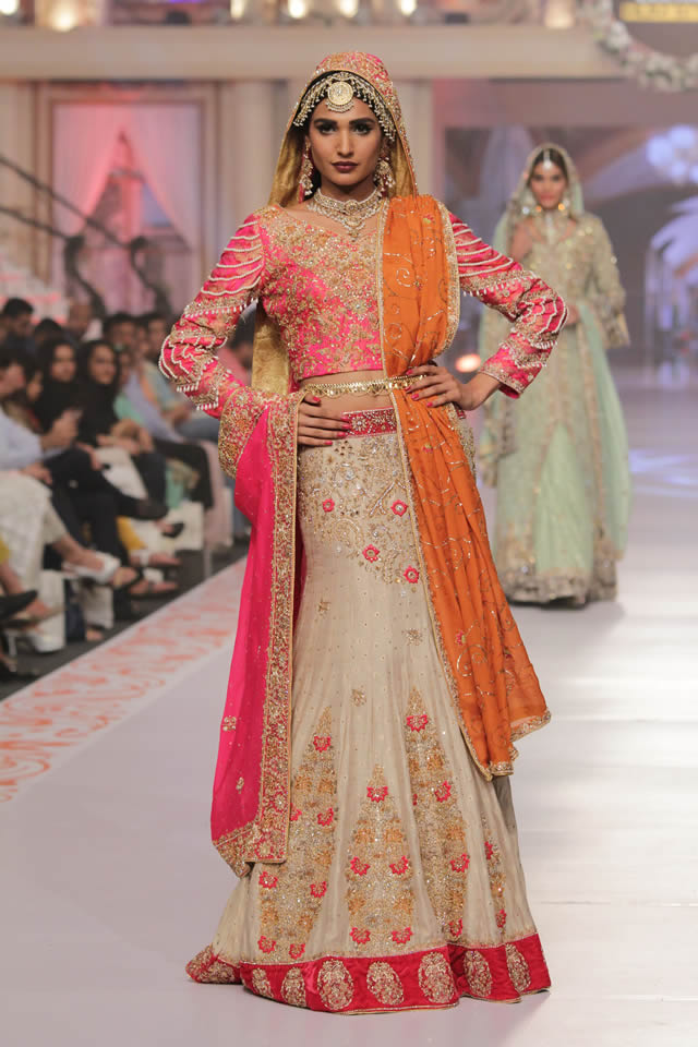 Telenor bridal couture week 2015 Sarah Gandapur Formal Dresses Pics