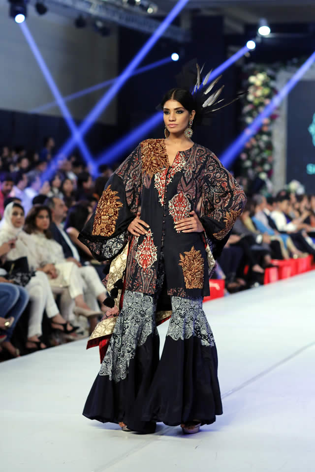 2015 PFDC Loreal Paris Bridal Week Shamaeel Ansari Formal Dresses Pics