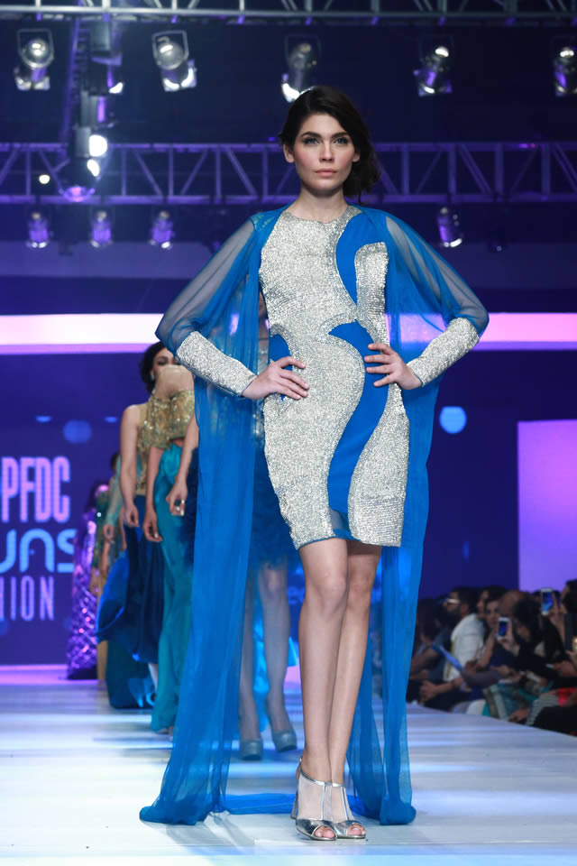 Syeda Amera showcased Collection at PFDC Sunsilk Fashion Week 2015
