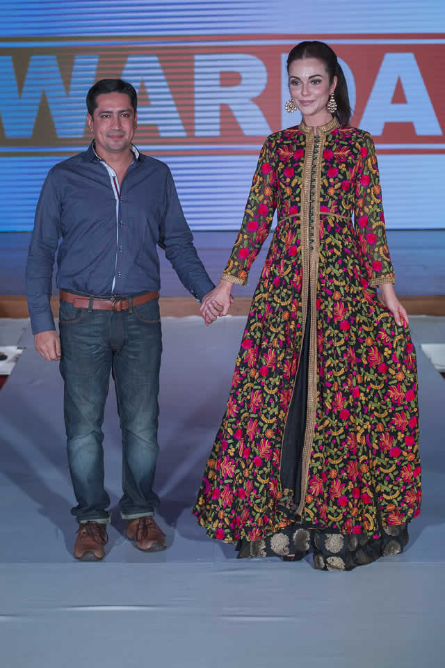 2015 Pakistan Fashion Week 8 London Warda Prints Formal Dresses Pics