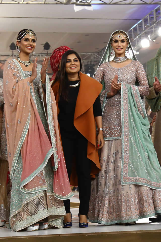 Zainab Chottani Dresses at TBCW 2015