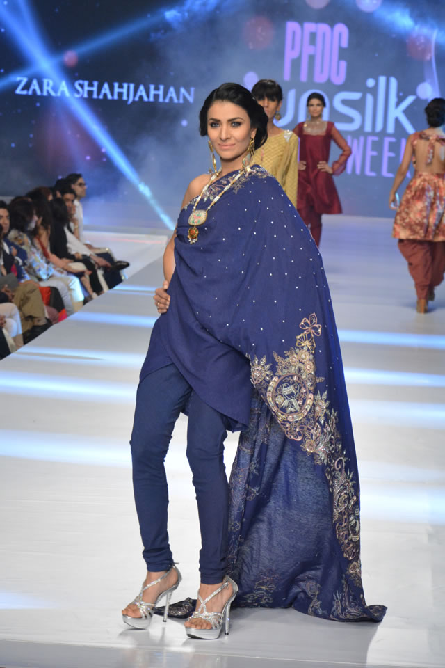 ZARA SHAHJAHAN â€œNEW VINTAGEâ€ AT PFDC  Latest Sunsilk  Fashion Week 2015