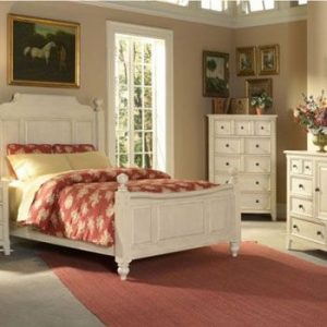 Bedroom Décor With White Furniture