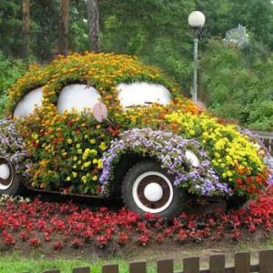 Recycling Ideas For Backyard Decorating