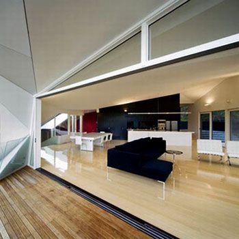 Style and Elegance of Italian Home Decor