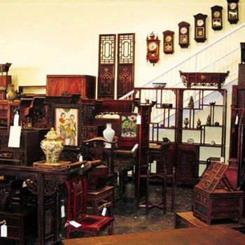 Timeless Antique Pieces for Home Decor