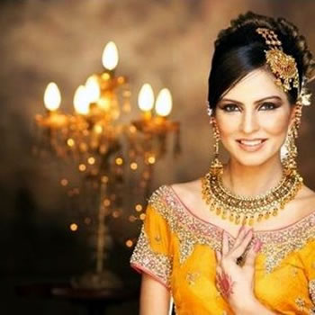 Fouzia Aman - Pakistani Fashion Model