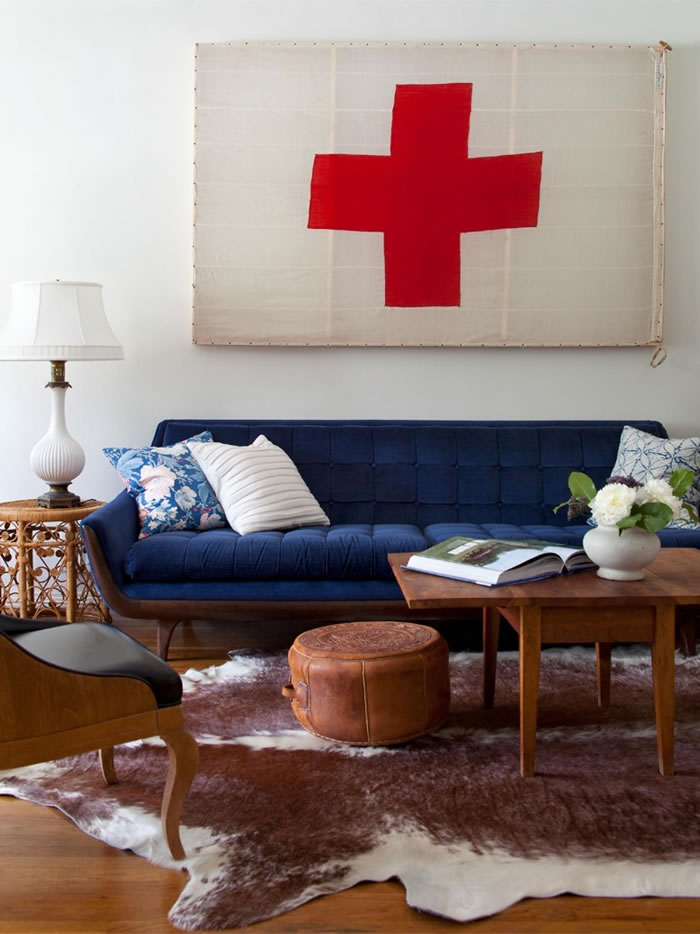 10 Ideas For Decorating With Cowhide Rugs