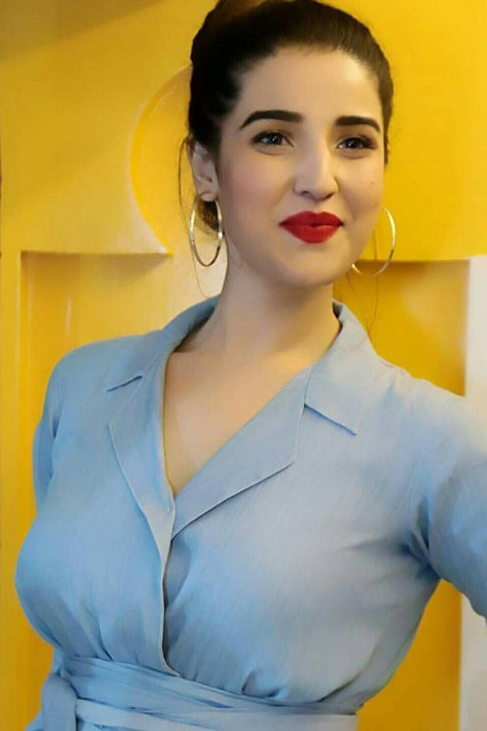 hareem farooq hot