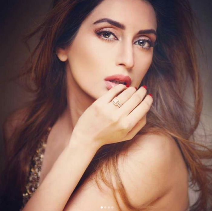 Iman Ali Looking Hot in This Recent Photoshoot
