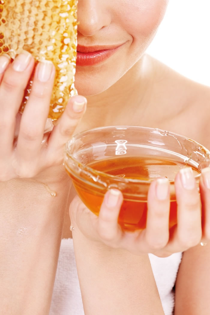 7 Genius Ways You Can Get The Best Of Beauty Benefits Of Honey At Home