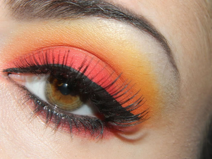 10. Blue and Orange Sunset Eye Makeup - wide 8