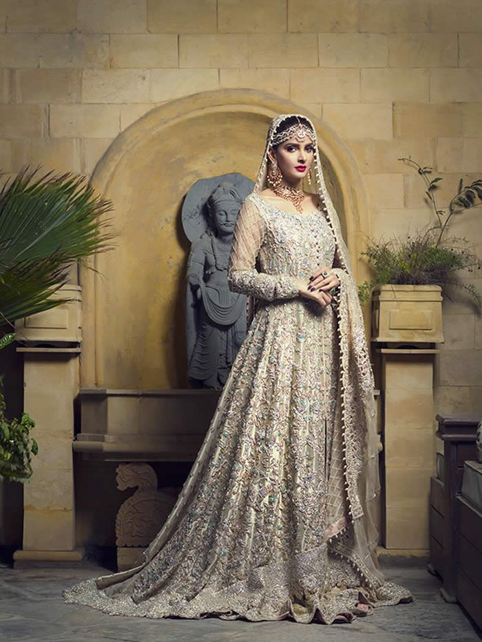 Saba Qamar’s Bridal Photoshoot for Vogue India