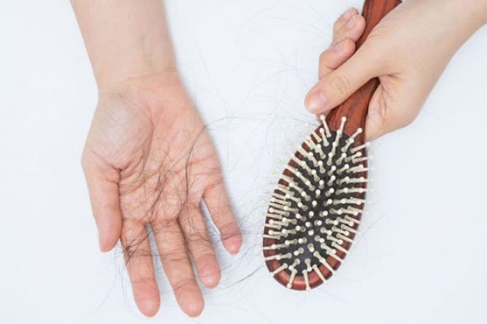 How To Use This Natural Remedy For Thick, Long And Shiny Hair