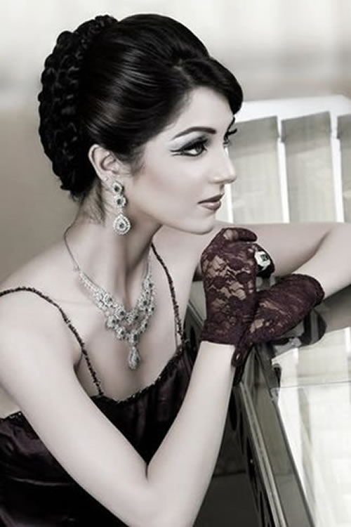 Maya Ali First Bold Photoshoot for Fazal Jewellers