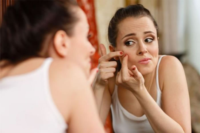 The Real Reasons Behind Acne In These 7 Spots Will Surprise You