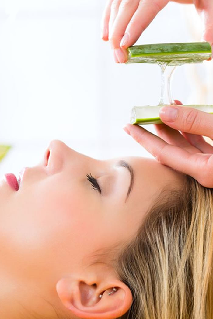 5 Beauty Benefits Of Homemade Besan Face Packs For All Skin Types