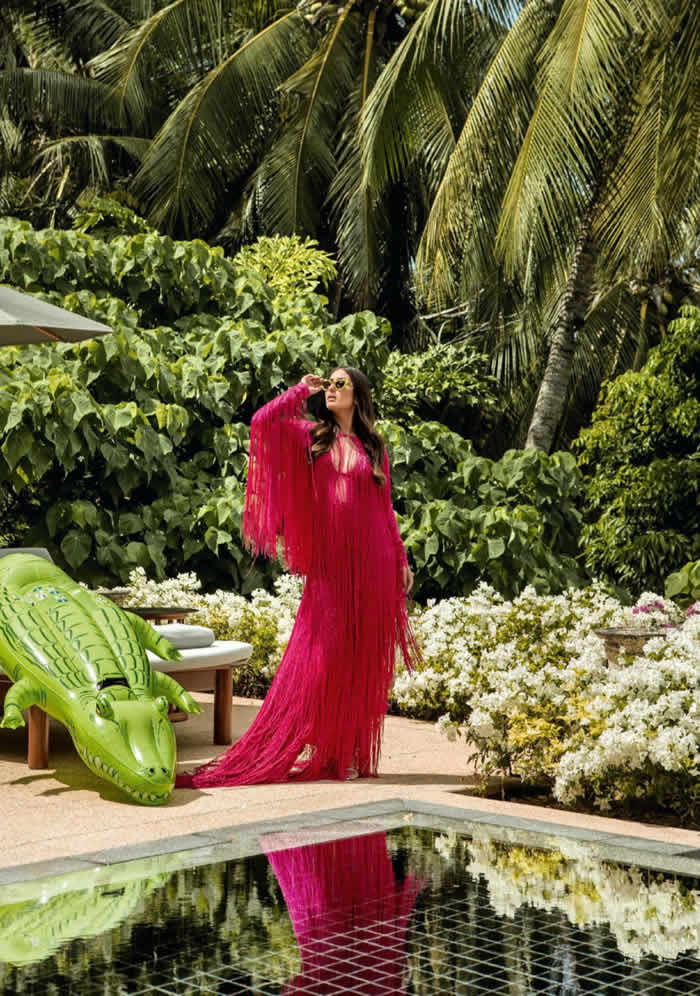 Kareena Kapoor Sizzling Hot VOGUE Photoshoot 2018