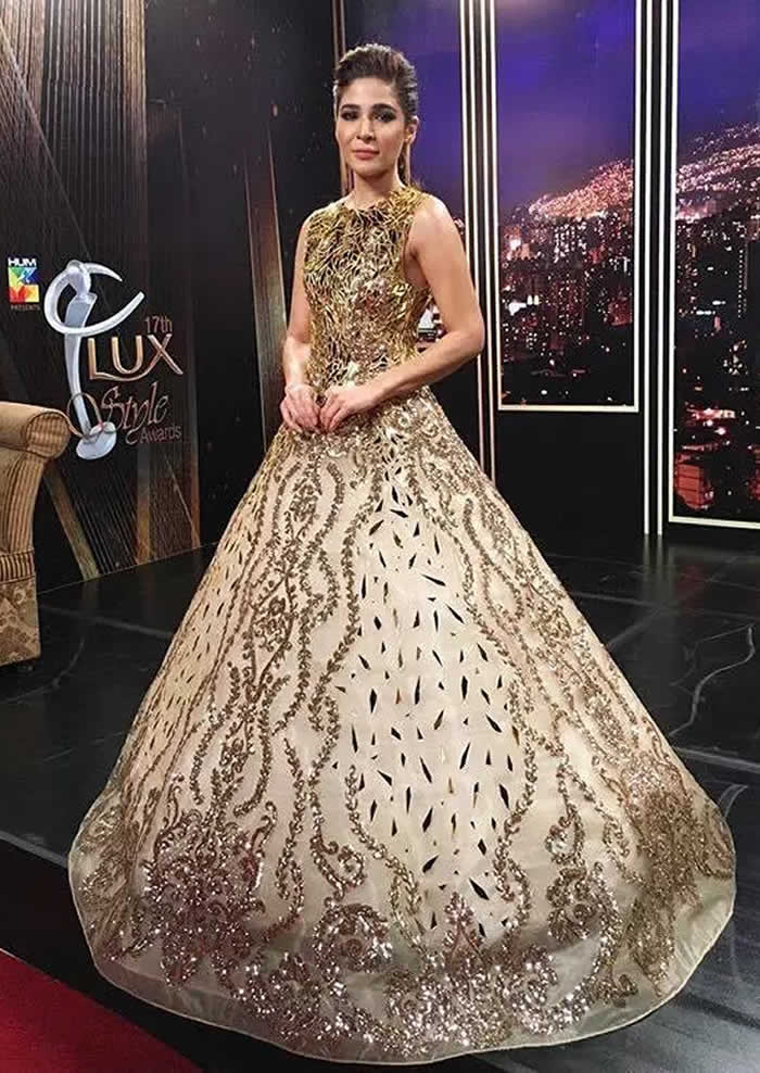 Ayesha Omar Lux Style Awards