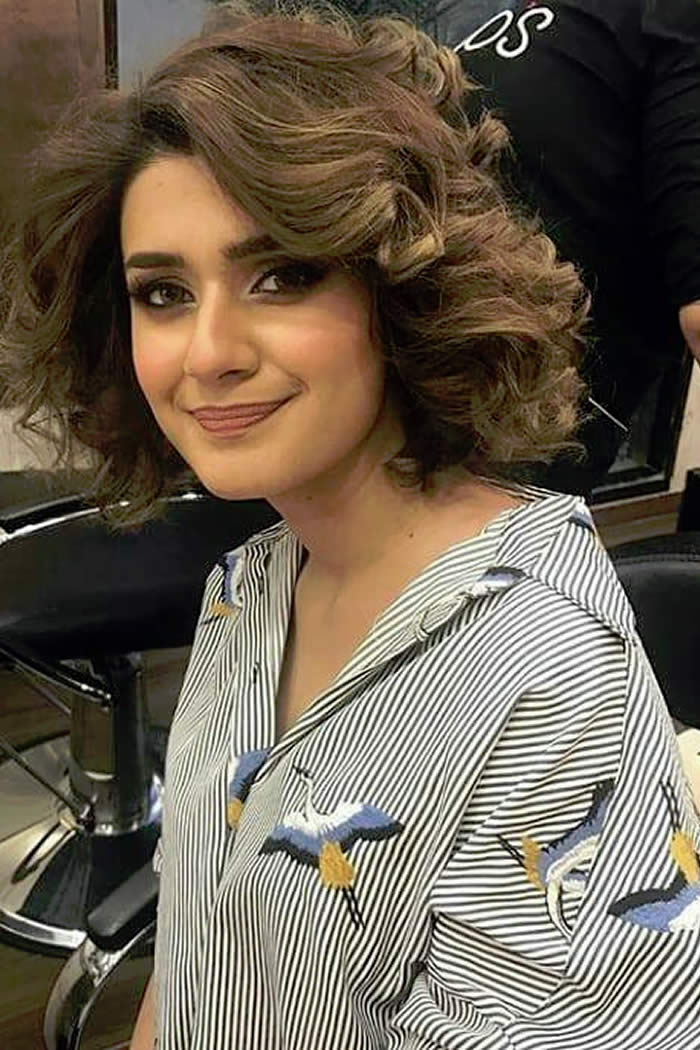 Kubra Khan