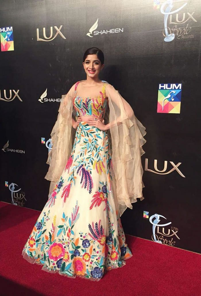 Mawra Hocane Lux Style Awards