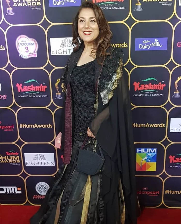 The Best and Worst Dressed Celebrities at Red Carpet of Hum Awards 2018