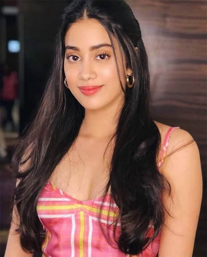 Showtown’s Hot New Entrant Janhvi Kapoor