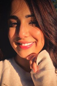 Ushna Shah images