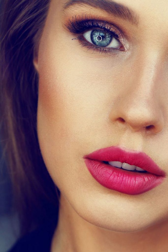 7 Makeup Tips to Make Your Eyes Look Bigger