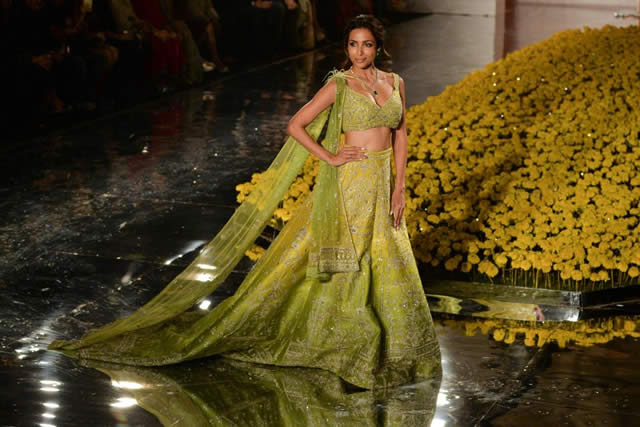 india couture week 2019,india couture week,bollywood news,bollywood,india couture week (icw),kiara advani at india couture week 2019,bollywood latest news,bollywood news in hindi,lakme fashion week 2019,indian couture week,lakme fashion week,bollywood gossip,bollywood gossips,indian couture week 2019 dates,kiara advani on india couture week,indian couture week 2019,bollywood actress india couture week 2019,india couture week,bollywood news,bollywood,india couture week (icw),kiara advani at india couture week 2019,bollywood latest news,bollywood news in hindi,lakme fashion week 2019,indian couture week,lakme fashion week,bollywood gossip,bollywood gossips,indian couture week 2019 dates,kiara advani on india couture week,indian couture week 2019,bollywood actress