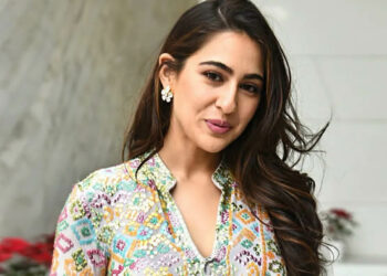 Sara Ali Khan’s Childhood Photo Wins Hearts