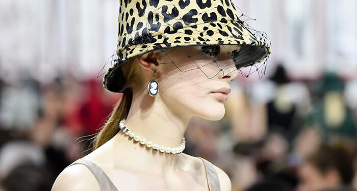 Fall Accessory Trends 2020: Standout Jewelry