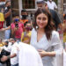 Kareena Kapoor Gets Uncomfortable as Fans Surrounded her at work after Delivery