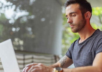 Sites like Omegle TV video chat and how they differ