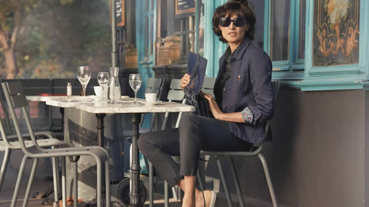 How Can a Woman Over 50 Look Classy and Elegant?