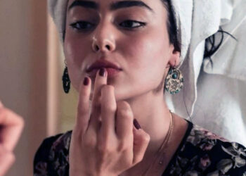9 Ways To Shrink Pimples Overnight