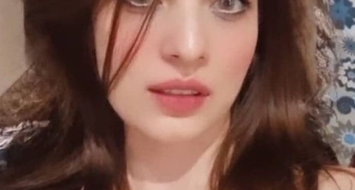 Saeeda Imtiaz’s Bold Dressing Video Goes Viral