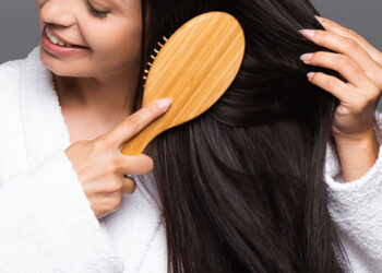 10 Amazing Home Remedies For Split Ends