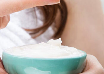 8 Effective Homemade Hair Conditioners