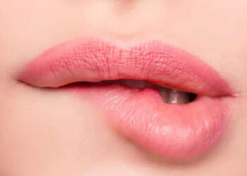 Lighten Dark Lips