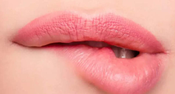 Lighten Dark Lips