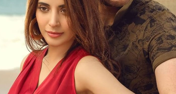Urwa Hocane and Mikaal Zulfiqar’s Romantic Pictures at the Beach Go Viral