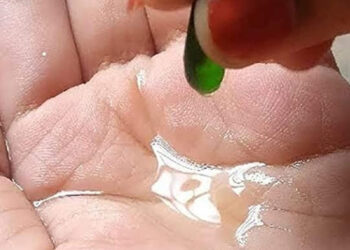 7 Ways To Apply Vitamin E Capsules For Glowing Skin